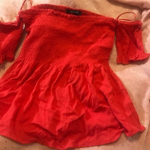 Off shoulder flowy shirt